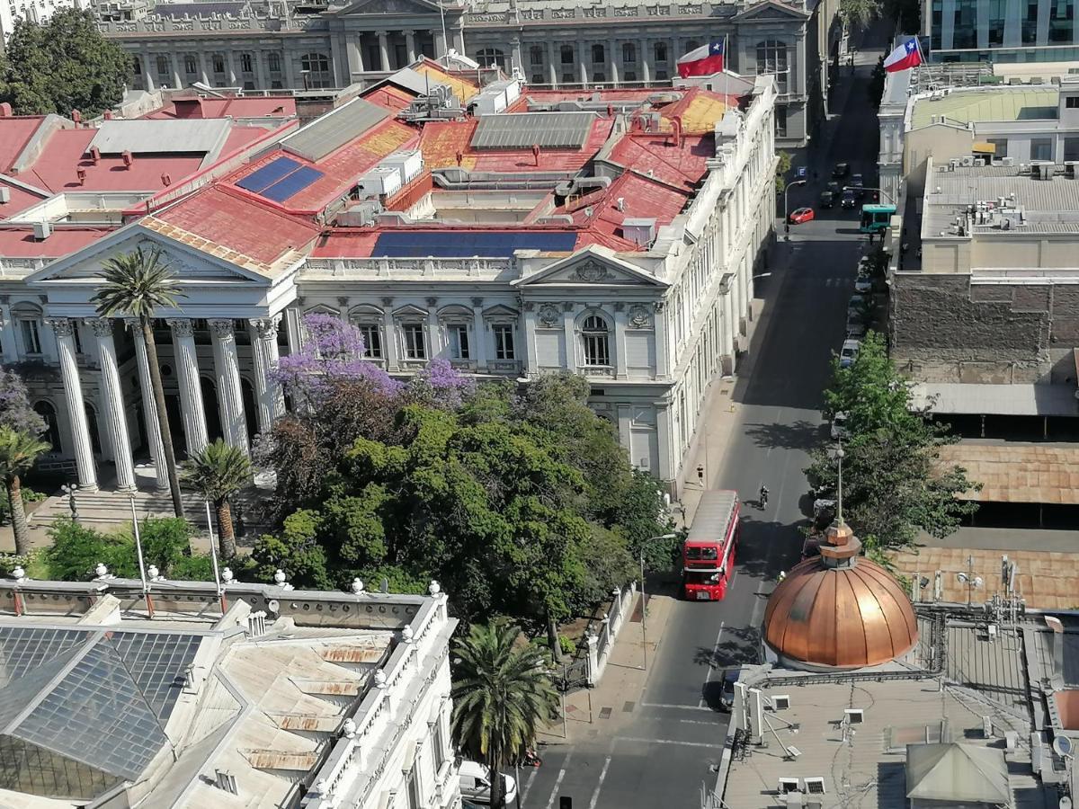 Una Habitacion Privada Con Bano Privado En Centro Historico Santiago Exterior photo