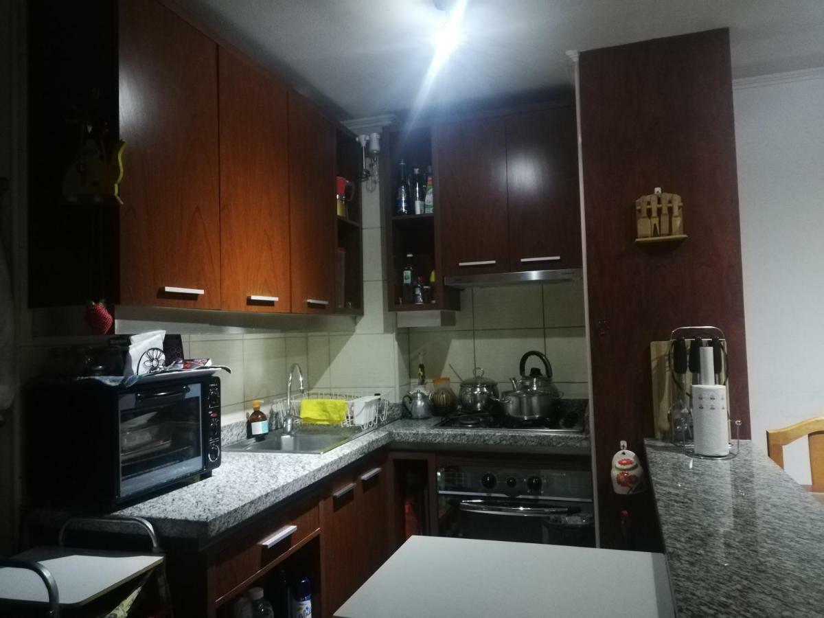 Una Habitacion Privada Con Bano Privado En Centro Historico Santiago Exterior photo