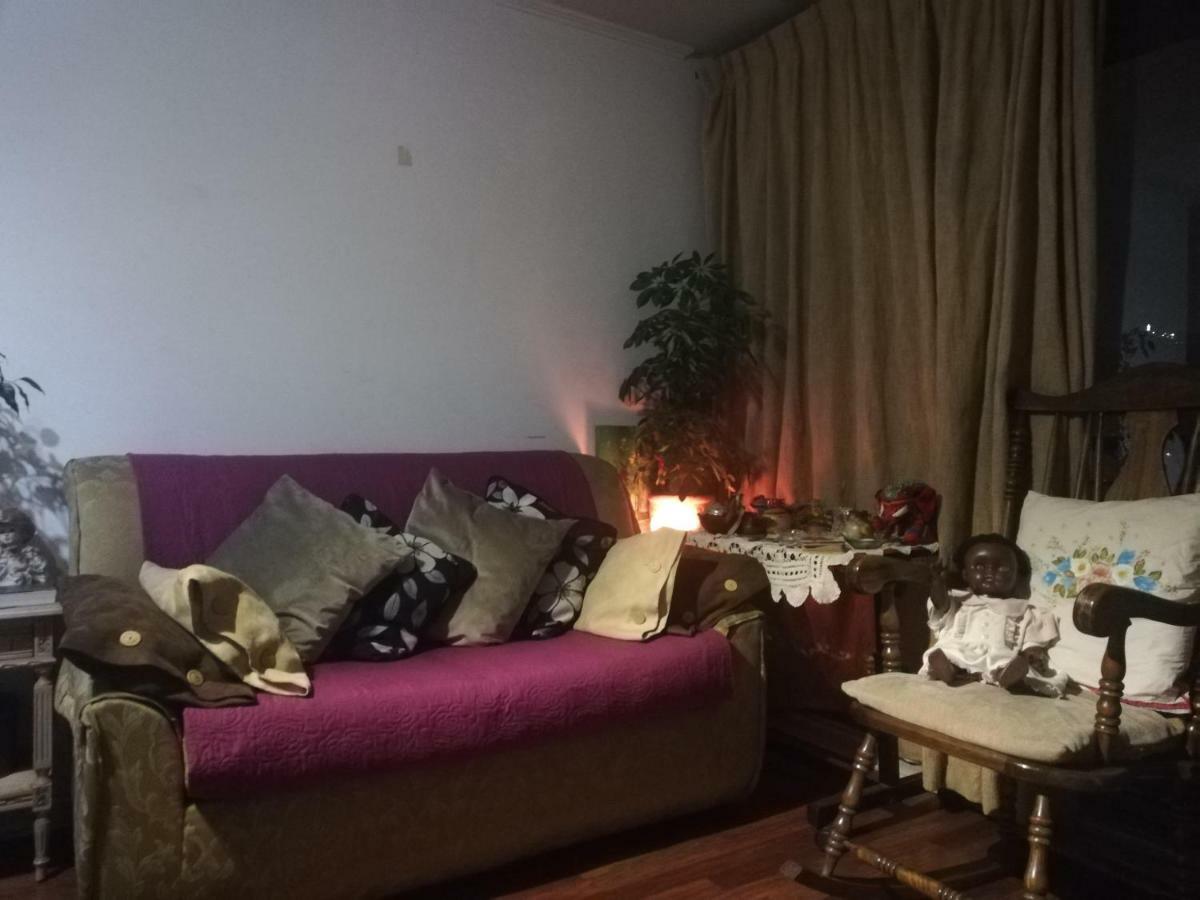 Una Habitacion Privada Con Bano Privado En Centro Historico Santiago Exterior photo